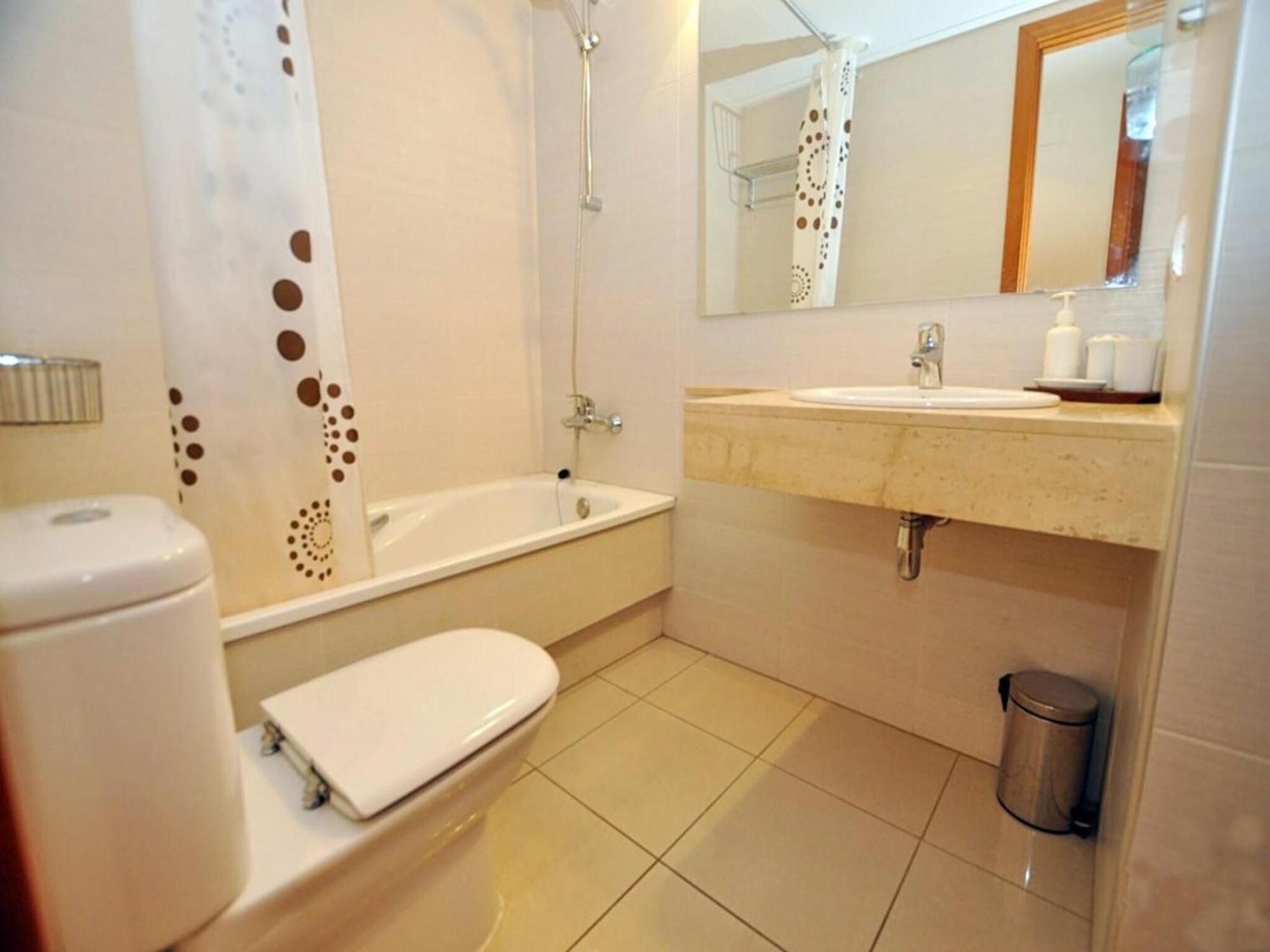 Apartamento In Only 50 M From *